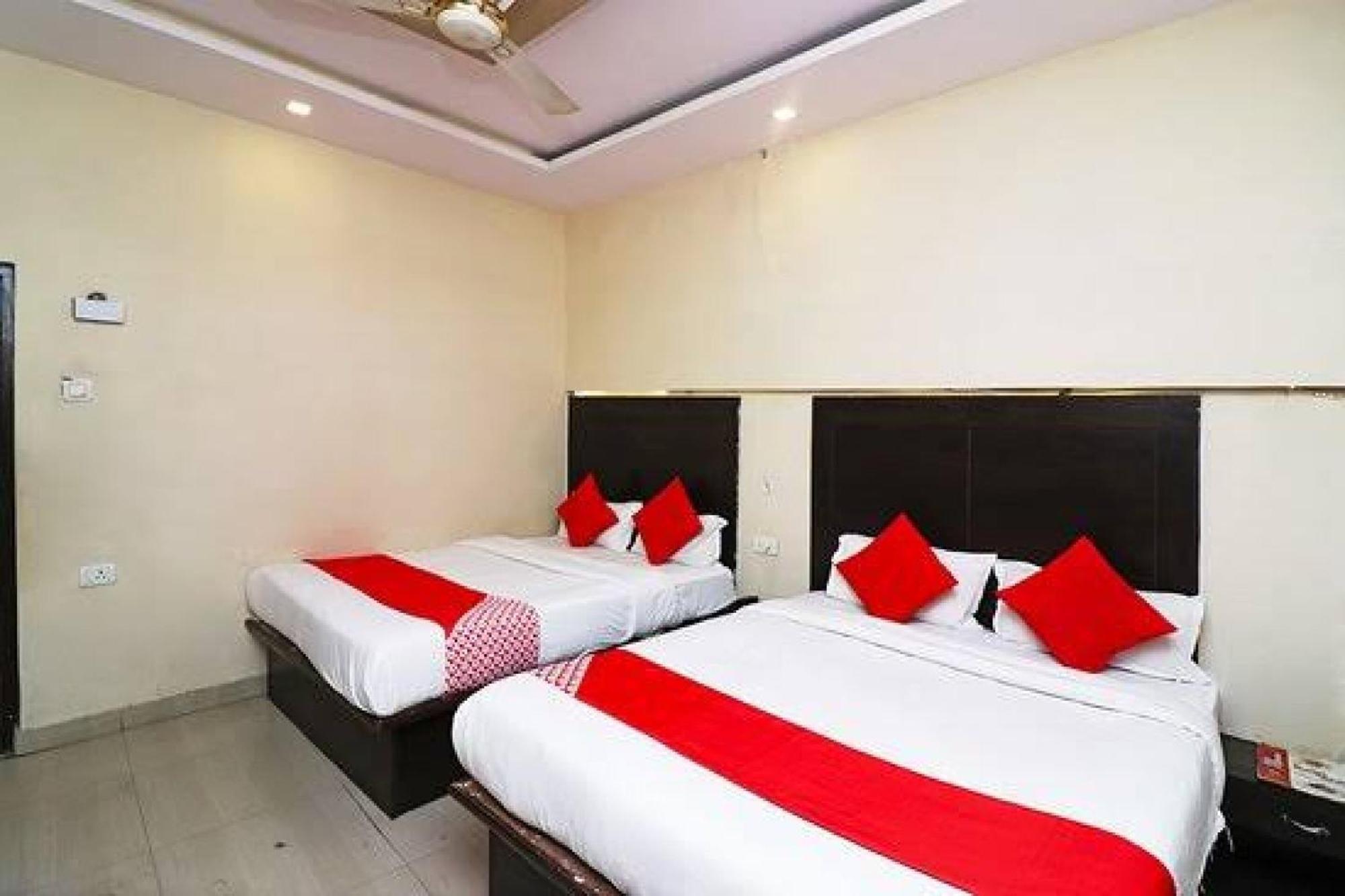Capital O Hotel Surya Continental Лакхнау Экстерьер фото
